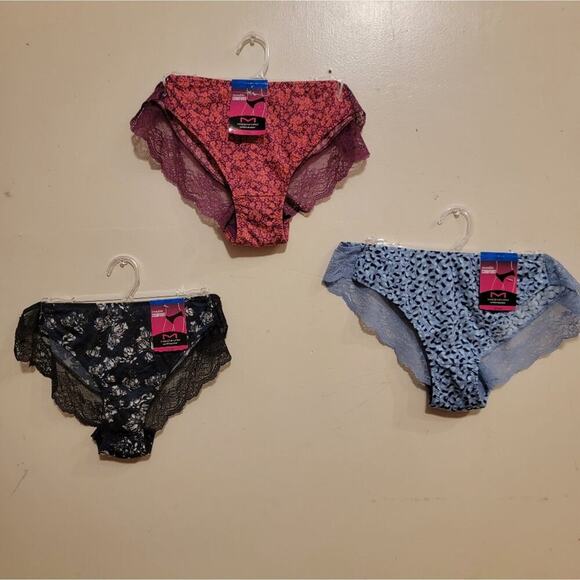 3 Pairs of Women XL Maidenform Comfort Devotion Lace Tangas - Picture 13 of 13